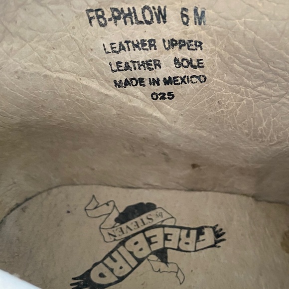 NWT Freebird ankle boots black and gold distressed by Steven Phlow. Size six - Picture 5 of 7